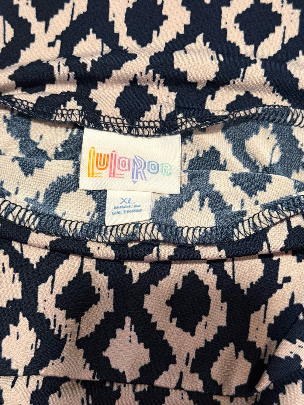 Lularoe Azure A-line Geometric Beige Navy Skirt NWT - Picture 2 of 6